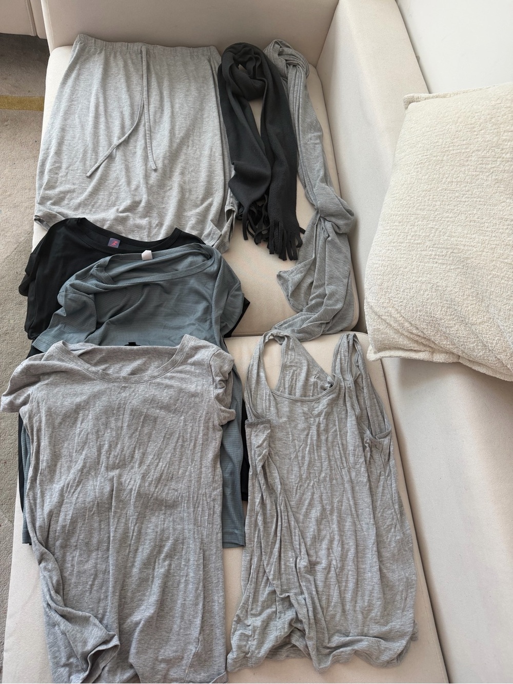 Women’s Size L Grey Clothing and Scarf bundle (7Pcs) Tops, Skirt, Tank & Scarves